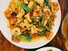 -乡土特色.冷锅鱼.牦牛肉汤锅