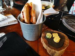 餐前包-AZUL by FUEL蓝色·法式酒馆(琶醍店)