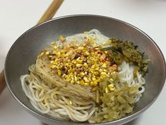 -粉观右江西鲜辣米粉(天地店)