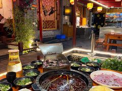 -三道苗苗鱼·美蛙黄辣丁(八里店)
