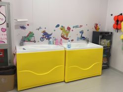 -海豚湾婴儿游泳(塘沽店)