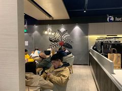 -瑞幸咖啡(新世界中心店)