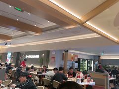 -肥肥虾庄·金牌油焖大虾(汉口城市广场店)