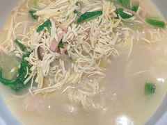 -香山湖家家宴(中山陵店)