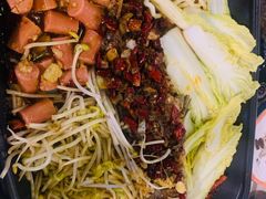 -川渝窈妹纸包鱼·齐齐哈尔烤肉