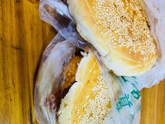 -三兄弟高炉烧饼