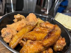 原味炸鸡和酱油鸡双拼-MI WU FACTORY米屋美食工厂餐厅(绿地店)