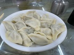 芹菜猪肉馅-东北四季饺子王(华山路店)