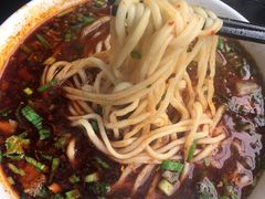 -陇上全荟兰州传统牛肉面(延吉路店)