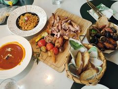 -ins森林童话餐厅coffee&bistro