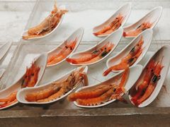 -雍容荟帝王蟹活龙虾展台自助(IFS黑金店)