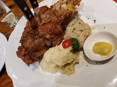 -申德勒加油站餐厅(三里屯北小街店)