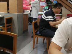 大堂-老头盖浇饭(南京新街口明瓦廊宏光酒店店)