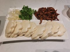 京酱肉丝夹-北李妈妈菜·海肠捞饭(高新万达店)