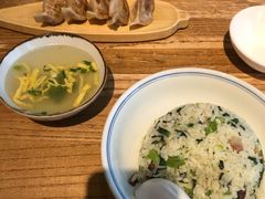 -新梅华·茶点餐厅(欧尚店)