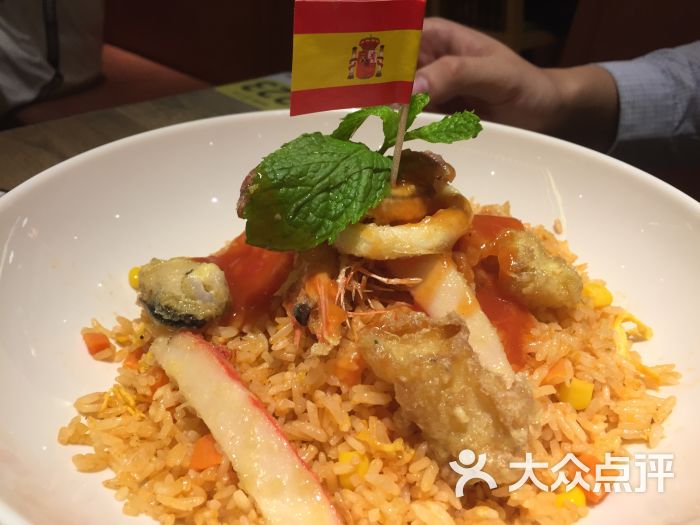 西班牙海鲜炒饭