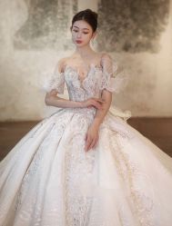 -莫小姐婚纱