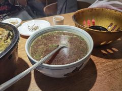-聚鑫朋酸菜肥肠(文艺路口店)