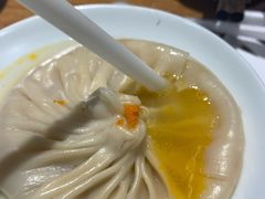 王牌蟹粉灌汤包-苏小柳手工点心(人民广场分院)