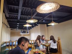大堂-八婆婆烧仙草(曾厝垵店)