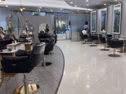 -八佰伴8008星级形象店