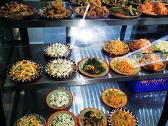 自助取餐区-玲荷鸡丝面(经开万达店)