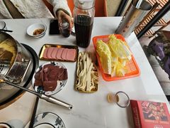 -刘少华贵州小黄牛·鲜牛肉火锅(总店)
