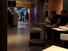 -麦当劳(中山公园龙之梦店)