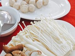 -花苑美食横琴生蚝火锅(拱北粤华路店)