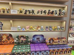-泡泡玛特POPMART(杭州乐堤港店)
