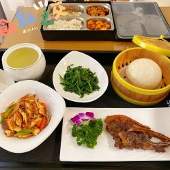 -爱陪伴尊享月子中心(国际店)