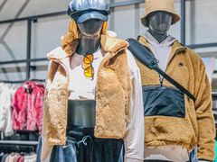 -NIKE KICKS LOUNGE体验店(北京新中关店)