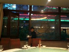 灯光-阳光闲庭云南菜(金实店)