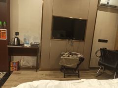 -好居商务酒店(江高亿达广场店)