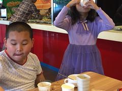 -盛世经典牛排·欧尚餐饮(宝龙城市广场店)