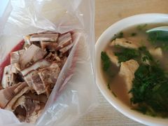 -洪峰浩老北京烧饼夹肉(角门路店)