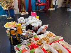 -里堂派对·独栋团建聚会小院轰趴馆(三圣乡店)
