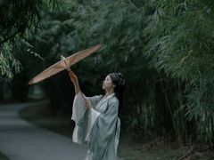 -经典婚纱摄影美学馆·私人定制
