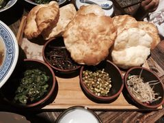 iphone_upload_pic-关中道陕味艺术餐厅(西岳庙店)