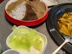 -生活如沸·顺德水牛奶火锅(大学路店)