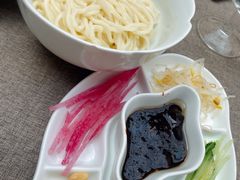 炸酱面-京炉烤鸭·新京菜·庭院餐厅(大东方·欢乐谷店)