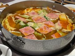 -七欣天香辣蟹火锅(闵行浦江欢乐颂店)