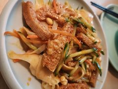 -吕氏疙瘩汤·新派鲁菜(欢乐汇店)