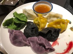 五味海鲜水饺拼盘-东莱馋房(陆家嘴店)
