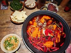 -王婆乔鲜鱼自助火锅(蜀汉路店)