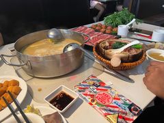-肥仔文澳门猪骨煲(南京西路店)