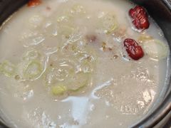 -益百岁牛尾汤(香山路店)