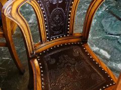 -Majestic Café