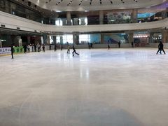 -陈露国际冰上中心(天津嘉里汇店)