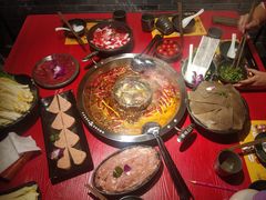 -谭鸭血老火锅(万象九宜城店)